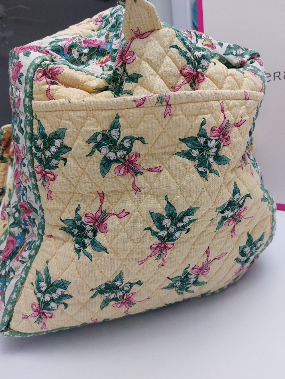 Vera Bradley XL Duffel Vintage Hope Yellow - Picture 2 of 6